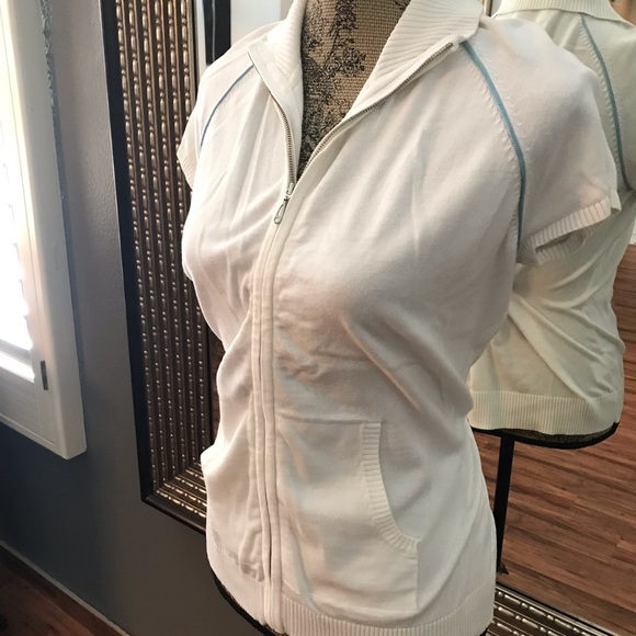 Ashworth sweater top - Picture 3 of 3